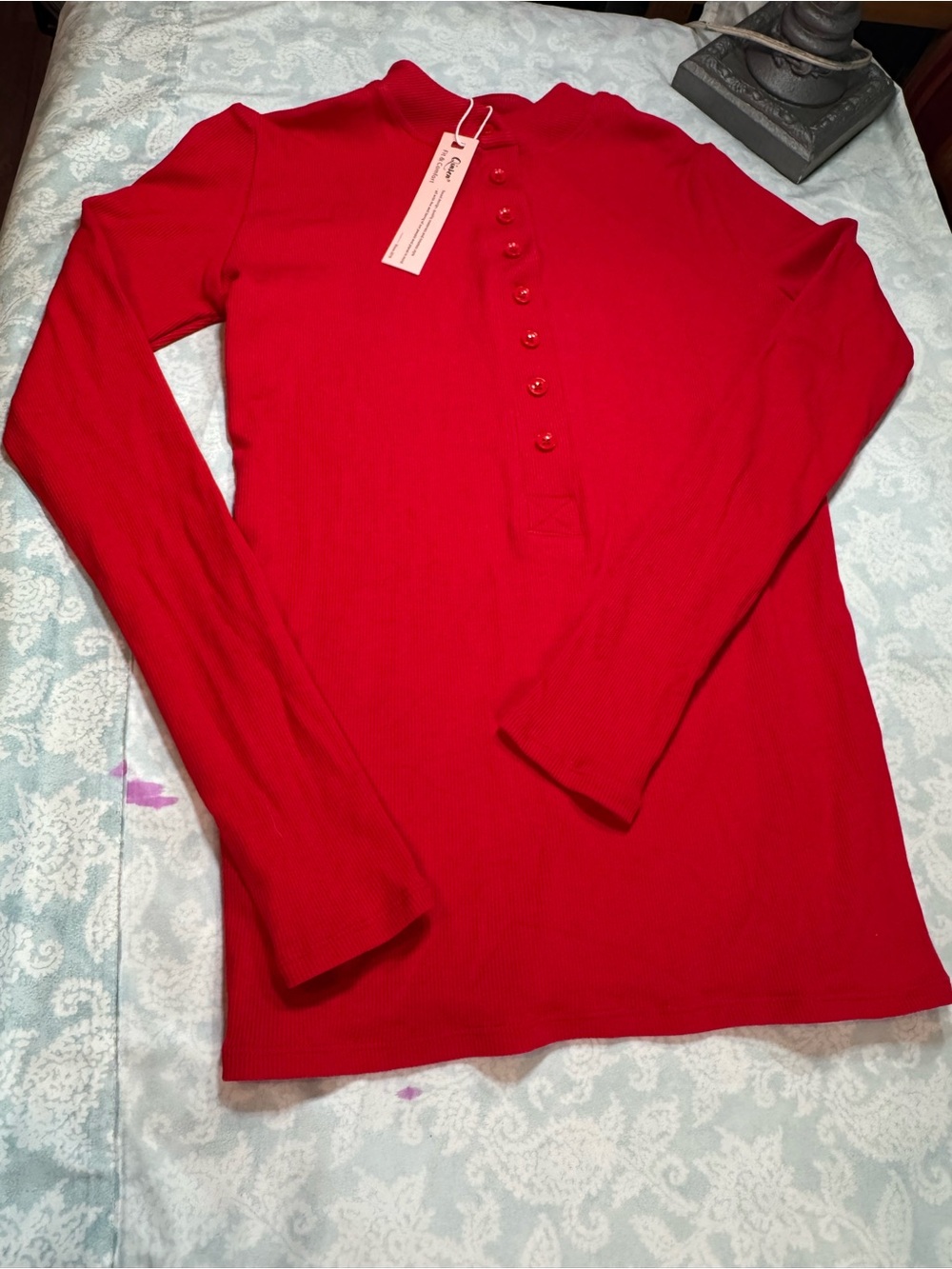Women’s Long-Sleeve Ribbed Henley Top - Red